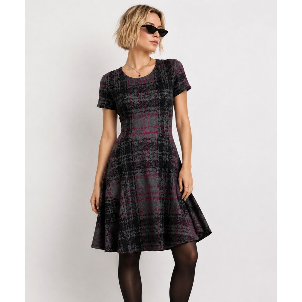 Betsey Johnson Gray Black Pink Plaid Ponte Dress Size 8 Fit Flare Dark Academia